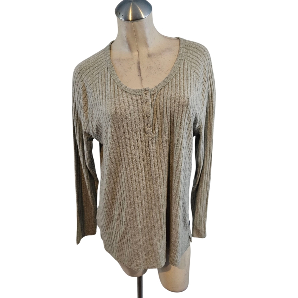 Eddie Bauer Size M Long Sleeve Ribbed Top
